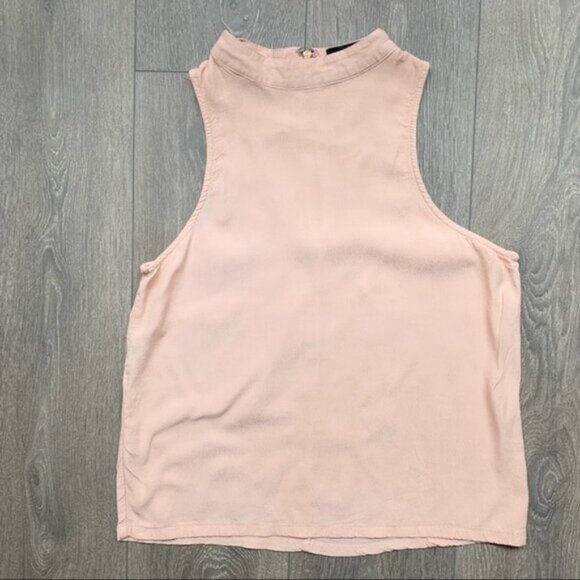 Mink Pink Tank Top Blouse Cropped Mock Neck Crepe Half Zip Pink Size Medium - Picture 3 of 14